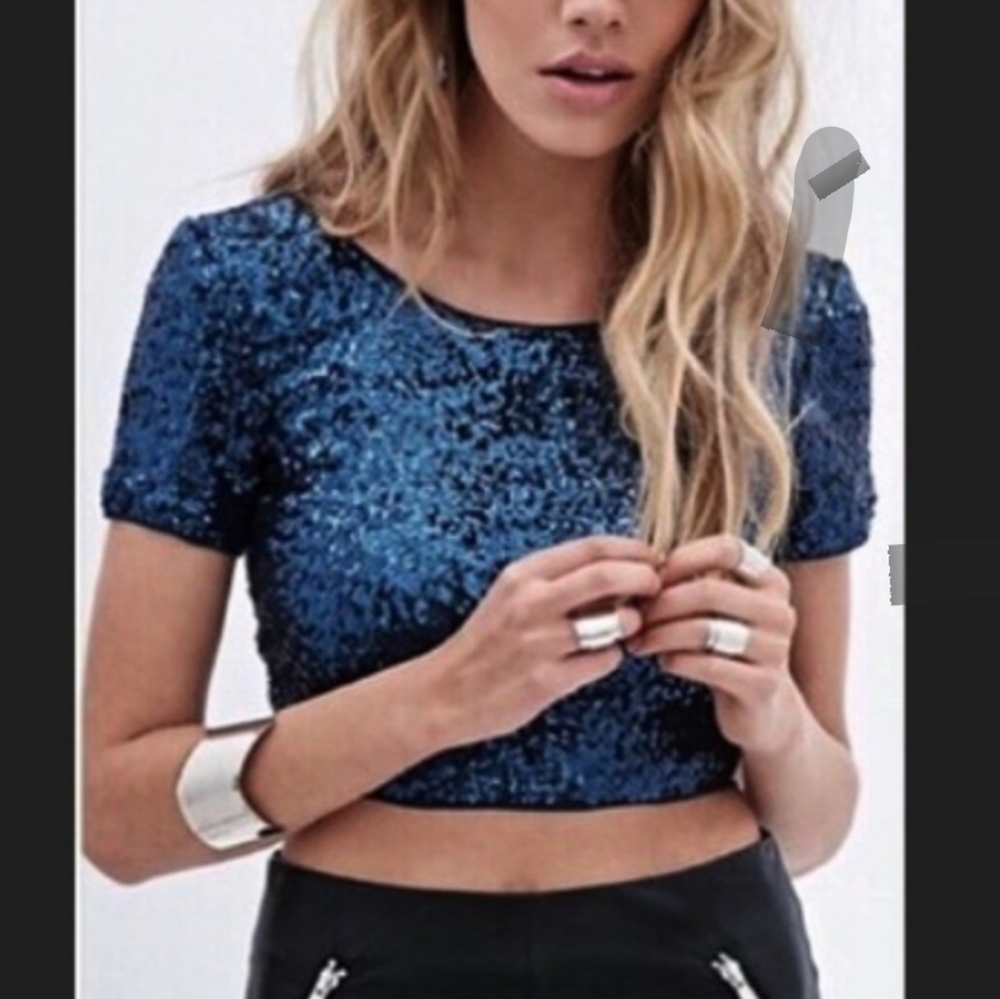 FOREVER 21 Blue sequin crop zip back dazzling +1X - Picture 1 of 8